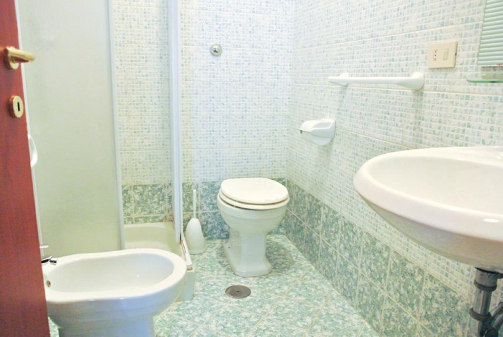 Parisa Suite Roma Cameră foto